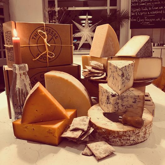 🧀🎄 WIN A YEAR OF CHEESE 🎄🧀