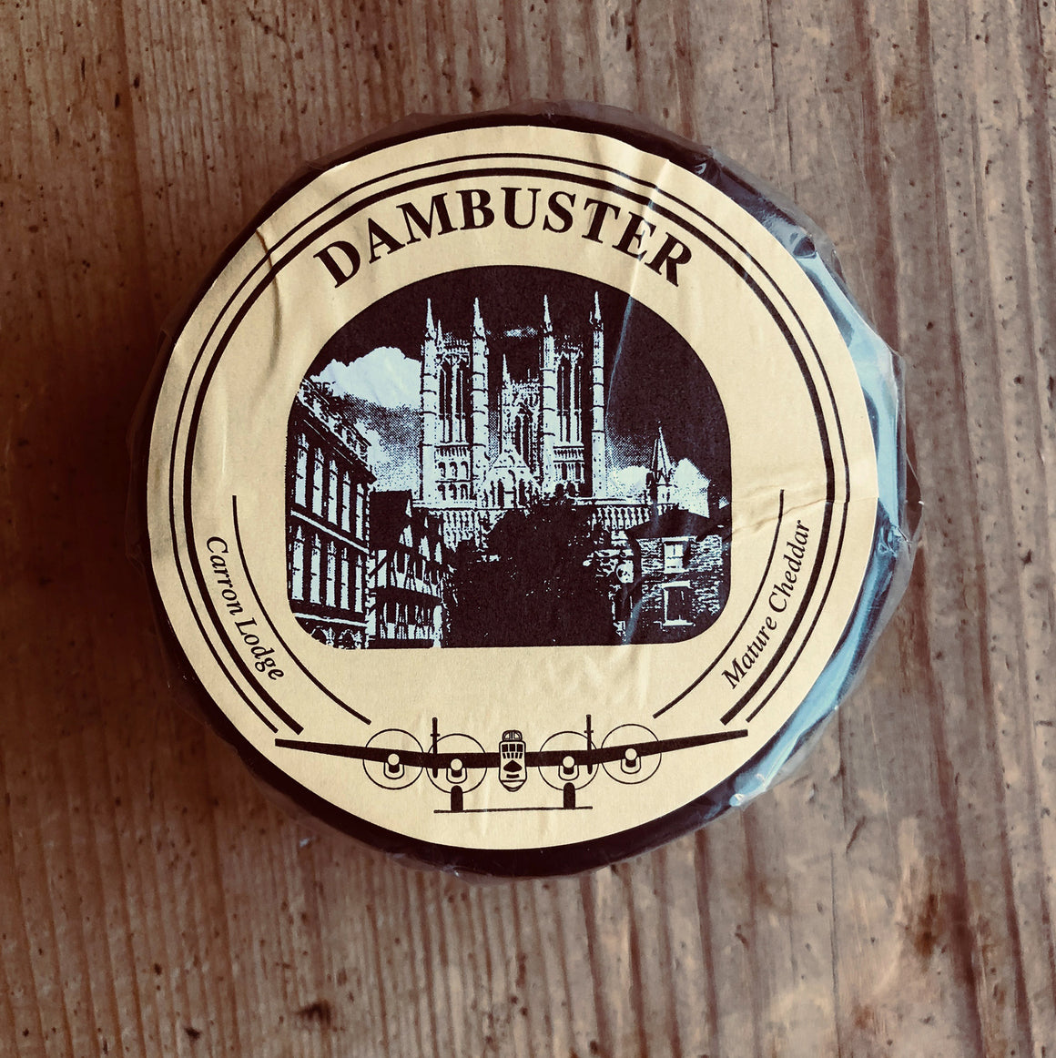 DAMBUSTER-MATURE-CHEDDAR-CHEESE